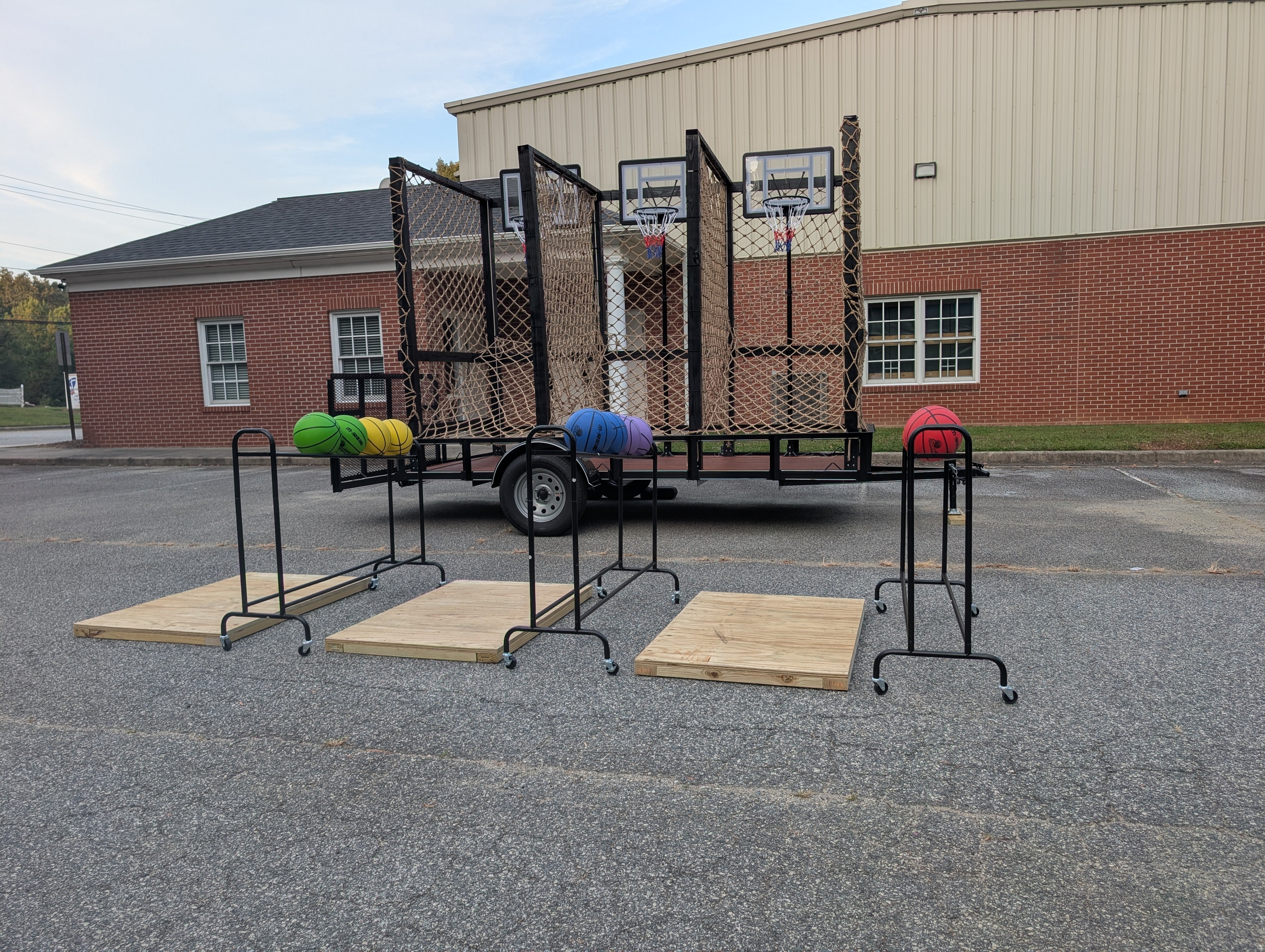 Mobile basketball trailer